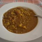 Para este plato de cuchara sólo necesitarás unos pocos ingredientes básicos (aparte de las castañas, lógicamente): cebolla, pimentón dulce, aceite y sal. ¡Y a disfrutar! Puedes leer la receta aquí.