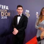 Sin estampados locos y sin terciopelo, m&aacute;s acertado. Si hay que ponerle una pega, las solapas.