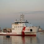 5c8a449f250000e203c8d0c0