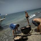 5c8a52c3360000ba1a6b5536