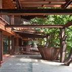 5c8a9fbb230000d504235c02