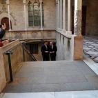 El encuentro está marcado por la desconfianza mutua y el clima preelectoral en Cataluña, a la espera de que se concreten los detalles de la futura mesa de diálogo entre gobiernos.