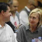 Los encuestados sitúan a UPyD como el partido más de centro. Le dan una media de 5,48 en una escala donde el 1 es la extrema izquierda y el 10 la extrema derecha. Le sigue el PSOE, con un 4,40, y Ciudadanos, con un 6,38.