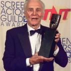 Con el Premio a toda una vida en los SAG Awards