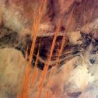 "All the grains of sand in all the deserts can't compare to the number of ways I love you. #ValentineFromSpace"