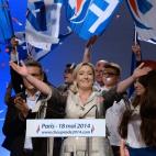 Marine Le Pen ha tenido que trabajar duro para desintoxicar su partido de ultraderecha, incluyendo la censura de su propio padre y fundador del partido. Jean Marie Le Pen sugirió recientemente que el "señor Ébola" podría solucionar el prob...