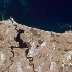 Perth on the Swan to the sea, Western Australia. pic.twitter.com/MvrIuCs8eT