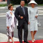 5c8b3d4c240000f404a46a1b