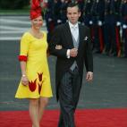 5c8b3d4e2300003000e7e4d8