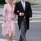 5c8b3d563b000054066d49b0