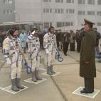Los últimos preparativos antes del despegue de la histórica primera misión, que consistía en habitar permanentemente la Estación Espacial Internacional. Octubre de 2000.