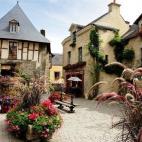 Existe una asociación llamada Los pueblos más bellos de Francia que se creó en 1982. En ella se incluyen algunos de los pueblos más espectaculares de Francia teniendo en cuenta su patrimonio cultural. Uno de ellos es este, Rochefort-en-Terre...