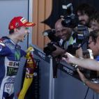 5c8b22612300007f01243327