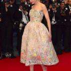 5c8ae7d9240000f404a3e1c8