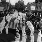 Un rally del Ku Klux Klan en Long Branch, Nueva Jersey, en 1924.