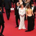 5c8ae7de22000051001a12a6