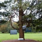 Exposición en el exterior de la abadía de l'Epau