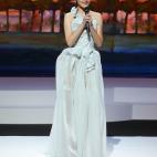 5c8ae7e5360000a61b6c4324