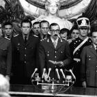 Posesión del cargo como presidente el 24 de marzo de 1976.