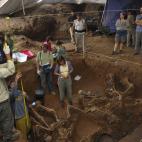 Restos humanos de una fosa común de la época de la dictadura argentina.