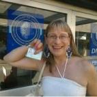 "En Uruguay hay varios niveles de discriminación contra homosexuales, lesbianas y transexuales. En la calle quizás no se sienta demasiado, pero es una realidad al buscar un trabajo o querer estudiar. También en pequeños pero significativos d...