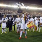 5c8ae840230000d50423e753