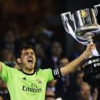 5c8ae840230000040123e755