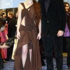 5c8a6991250000e203c90318