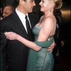 5c8a5fdd360000c81a6b66c3