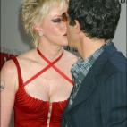 5c8a5fde360000ba1a6b66c5