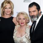 5c8a5fe32500000704c8f7fc