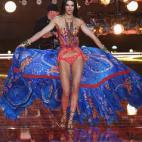 5c8aefa9360000a61b6c4d50