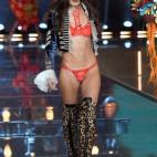 5c8aefaa3b000070066cce27