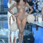 5c8aefb22000009e046ffb03