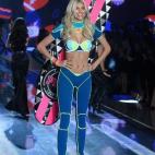 5c8aefbf360000ba1a6c4d84