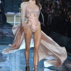 5c8aefc3230000dd0423f11f