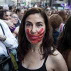 5c8a4863240000f404a2e0f7