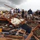 5c8ae8aa2000009e046ff22f