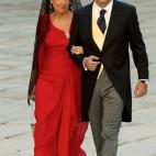 Alejandro Agag, Licenciado en Econ&oacute;micas, fue ayudante del presidente del Gobierno y a los 30 a&ntilde;os, eurodiputado. Dej&oacute; la pol&iacute;tica cuando se conoci&oacute; que iba a casarse con Ana Aznar. Ah&iacute; comenz&oacut...