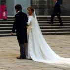 Ana Aznar ten&iacute;a 20 a&ntilde;os y cursaba la carrera de Psicolog&iacute;a cuando se cas&oacute;. Tras la boda, el joven matrimonio se mud&oacute; a Londres, donde siguen viviendo en la actualidad, en el barrio de Mayfair, tras un...