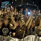 5c8a48722400004205a2e10f