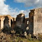 Solo quedan paredes de esta Iglesia cristiana del siglo V. Además, es inundada regularmente.