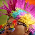 Una persona celebra el día del orgullo gay en Manila (Filipinas).