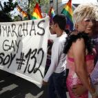 Marcha por las calles de Monterrey, en México.
