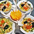 La receta tiene dos partes —la de la salsa y la del aguacate— pero se prepara en muy poco tiempo. En sólo 15 minutos estará lista para comer. Mira aquí cómo hacerla.