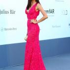 5c8ae7ee20000045046ff12b