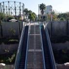 5c8aa44b230000dd042368b5