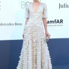 5c8ae7ff230000040123e707