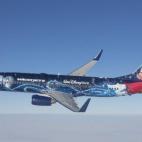 WestJet, la compañía canadiense de bajo coste, hizo su homenaje a Mickey Mouse y a Fantasía.