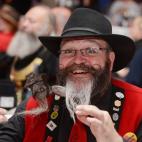 5c8b220e2300005400e7a8c6